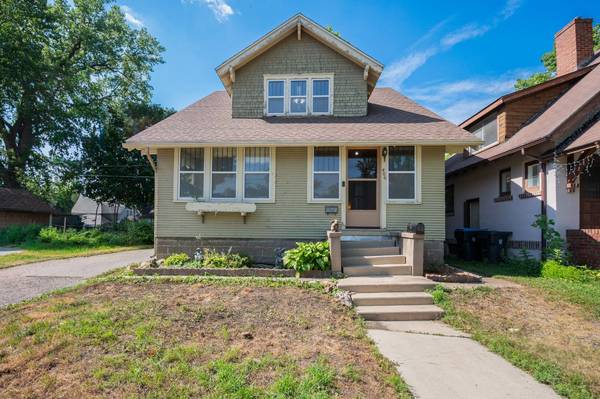 406 W Lewis ST, Mankato, MN 56001