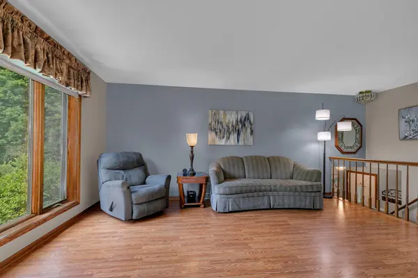 1735 Hazelwood CIR, Saint Cloud, MN 56303