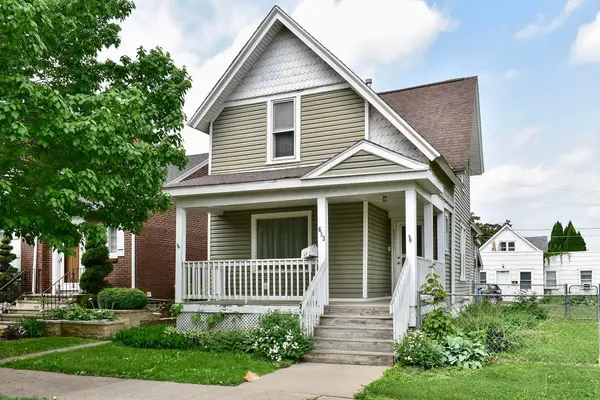 653 Johnson ST, Winona, MN 55987