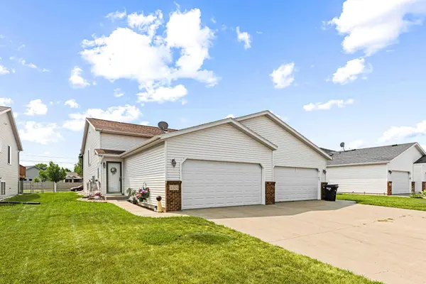 4324 39 1/2 AVE S, Fargo, ND 58104