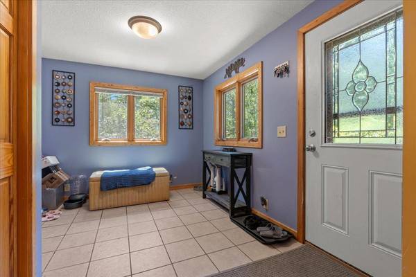 9364 Ossawinnamakee RD, Pequot Lakes, MN 56472