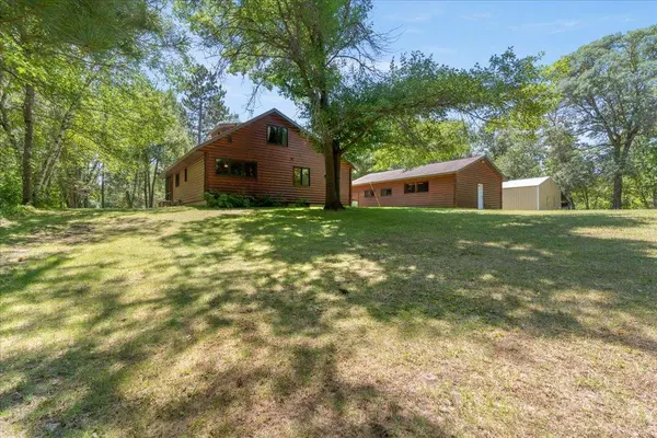 9364 Ossawinnamakee RD, Pequot Lakes, MN 56472
