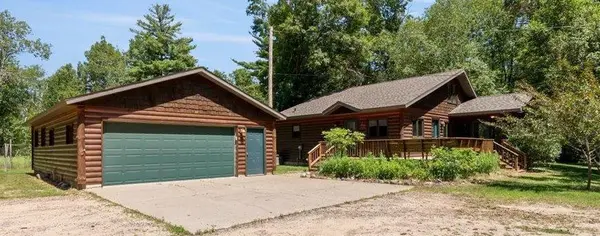 9364 Ossawinnamakee RD, Pequot Lakes, MN 56472