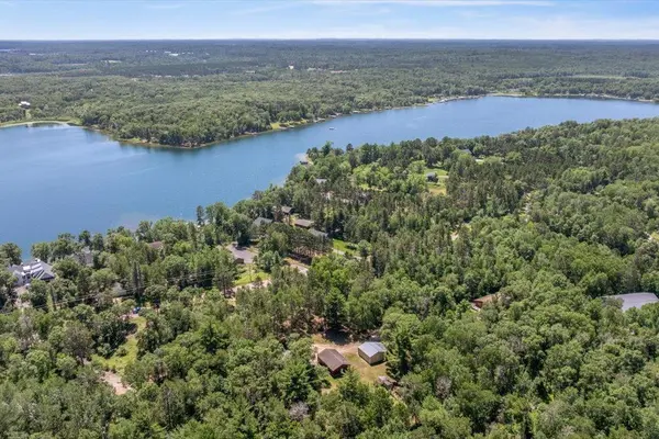 9364 Ossawinnamakee RD, Pequot Lakes, MN 56472