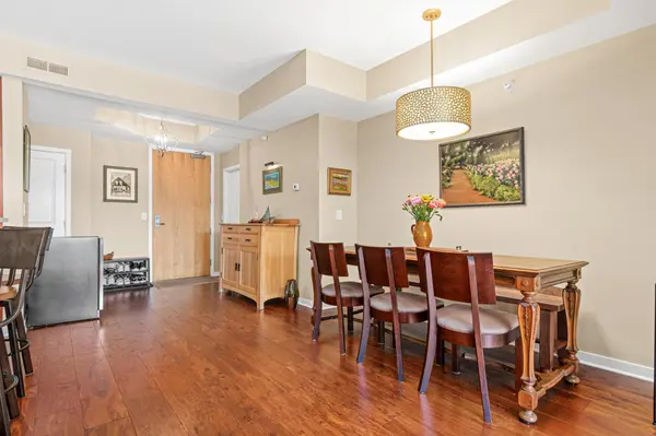 501 Main ST N #202, Stillwater, MN 55082