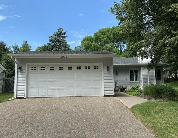 3139 Quarry CT, Eagan, MN 55121