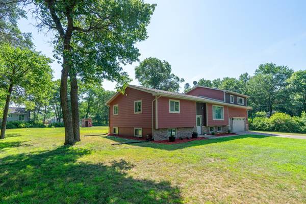 13498 Meredith DR, Baxter, MN 56425