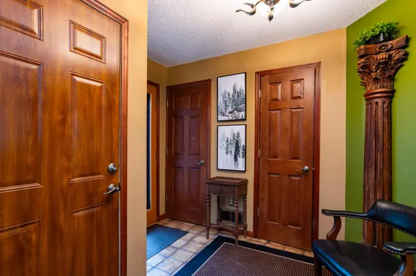 11170 36th PL N, Plymouth, MN 55441
