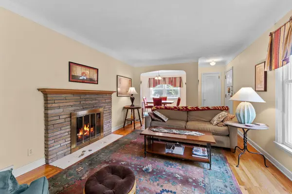 743 Parkview AVE, Saint Paul, MN 55117