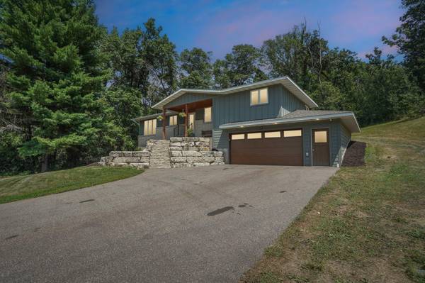 325 Townsvalley RD, River Falls, WI 54022