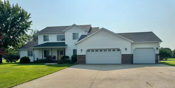 101 Seter CIR, Glyndon, MN 56547