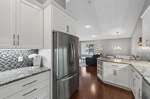 834 Seal ST, Saint Paul, MN 55114