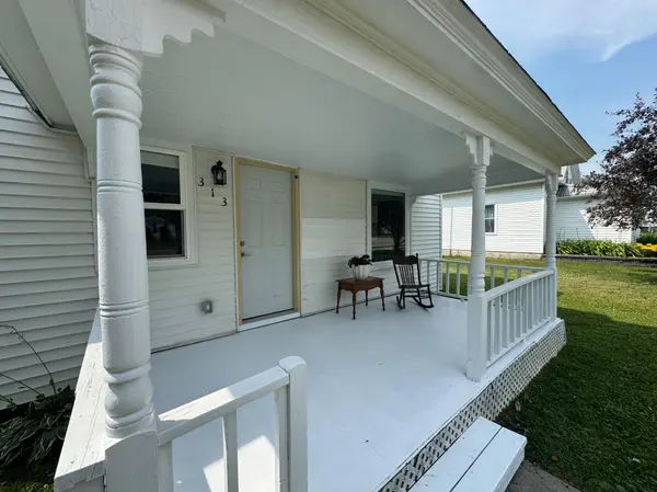 313 Minnesota AVE E, Sebeka, MN 56477