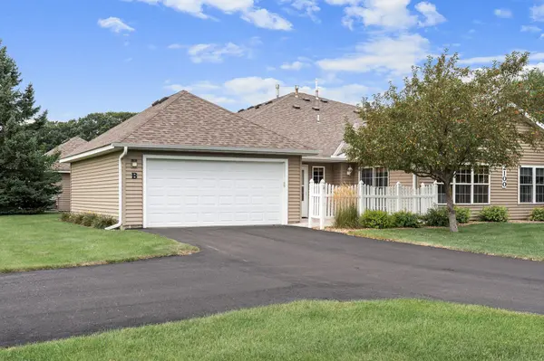 2100 Burr Oak Dr #B, Austin, MN 55912