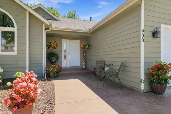 990 Ticonderoga TRL, Eagan, MN 55123