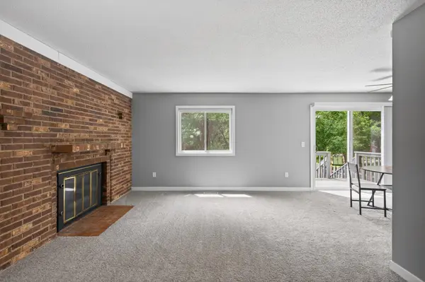 2210 Matterhorn LN, Saint Paul, MN 55119