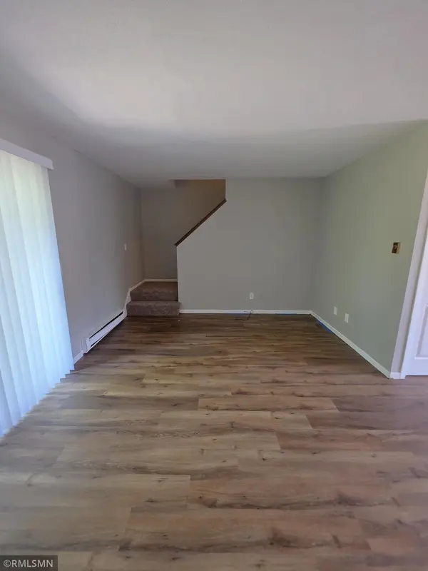 333 Odanah AVE #4C, New Richmond, WI 54017