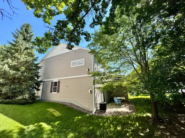 2763 Century CIR, Chanhassen, MN 55317