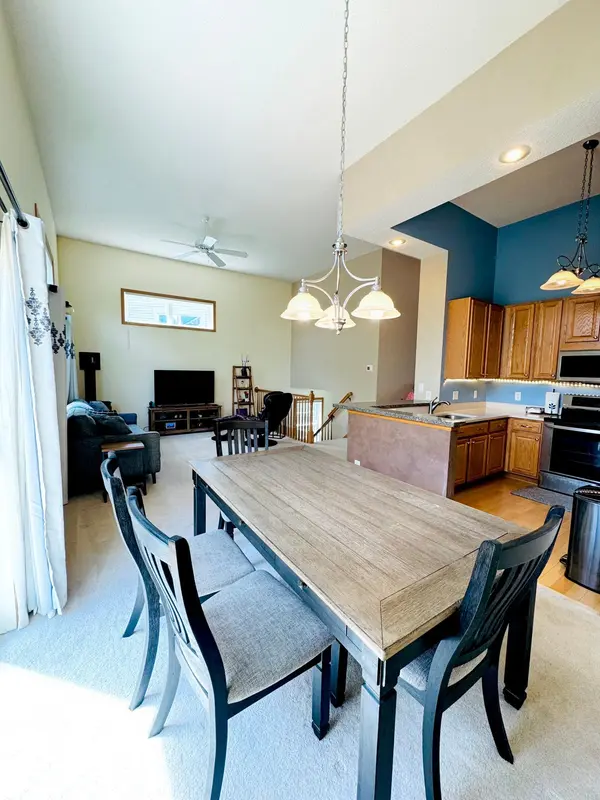 2763 Century CIR, Chanhassen, MN 55317