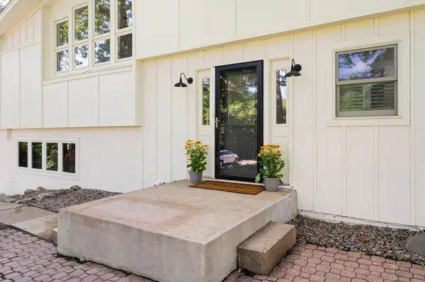 8315 Greenfield RD, Loretto, MN 55357
