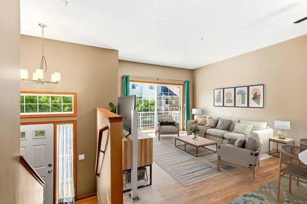 428 Willoughby WAY W, Minnetonka, MN 55305
