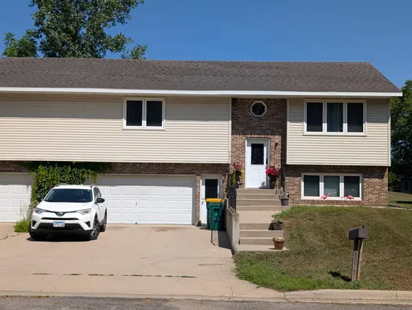 137 Barony RD, Le Sueur, MN 56058