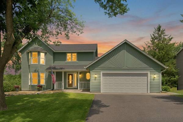 17654 W 67th ST, Eden Prairie, MN 55346