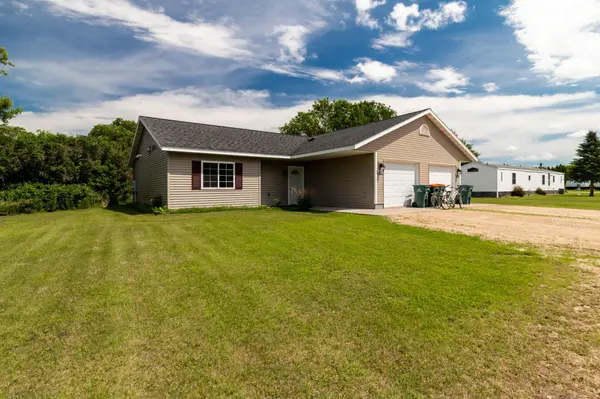 604 and 606 N Pickle ST, Hewitt, MN 56453