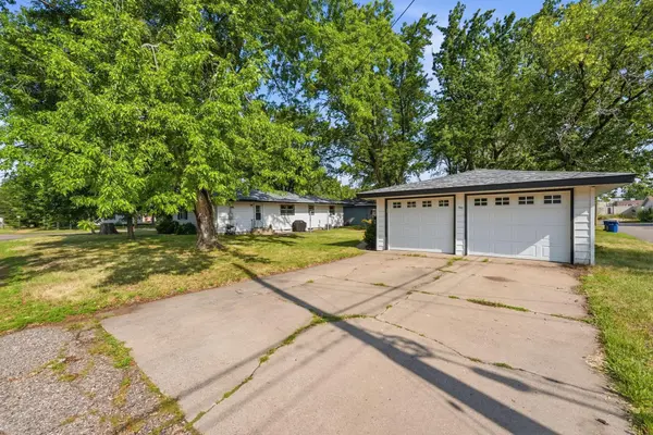 202 34th AVE N, Saint Cloud, MN 56303