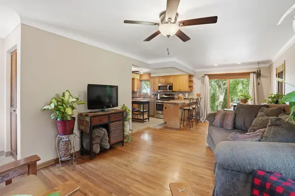 2686 Victoria ST N, Roseville, MN 55113