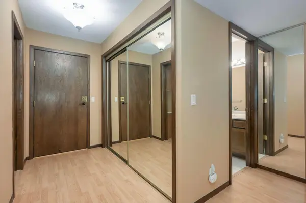 9600 Portland AVE S #311, Bloomington, MN 55420