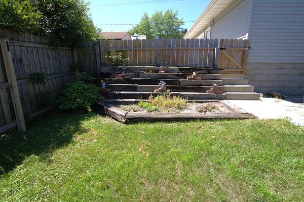 425 8th ST NE, Staples, MN 56479