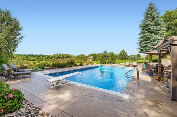 6260 Broadview DR, Prior Lake, MN 55372