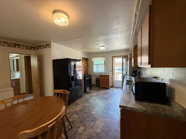 206 E 2nd ST, Hardwick, MN 56134