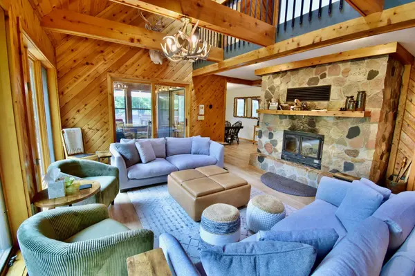 27302 Ridgewood DR, Merrifield, MN 56465