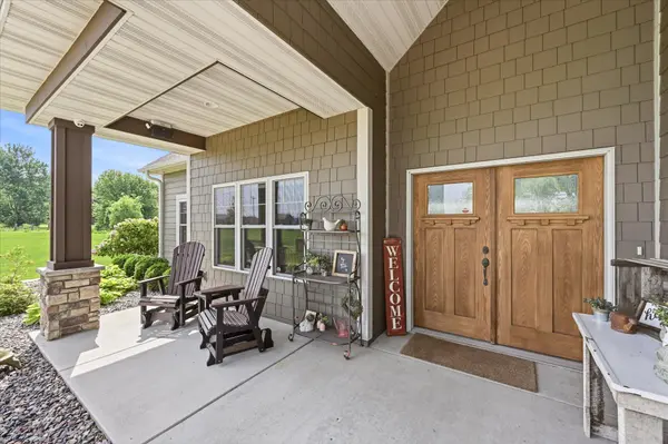 23915 Territorial RD, Rogers, MN 55374