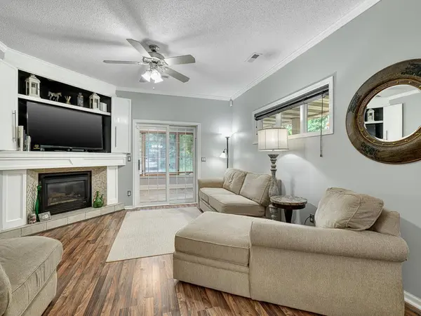 7811 Oak CT, Lino Lakes, MN 55014