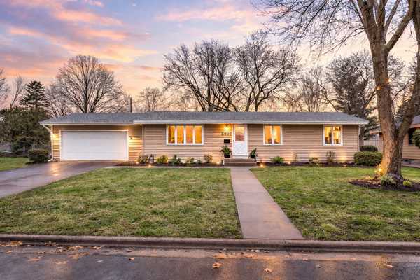 8309 Harrison RD, Bloomington, MN 55437