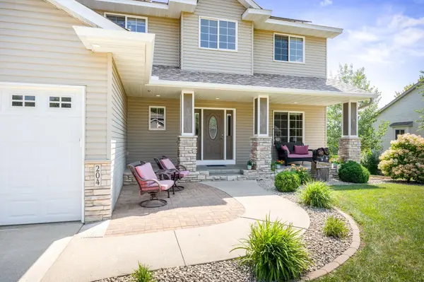 204 Heartland RD, Buffalo, MN 55313