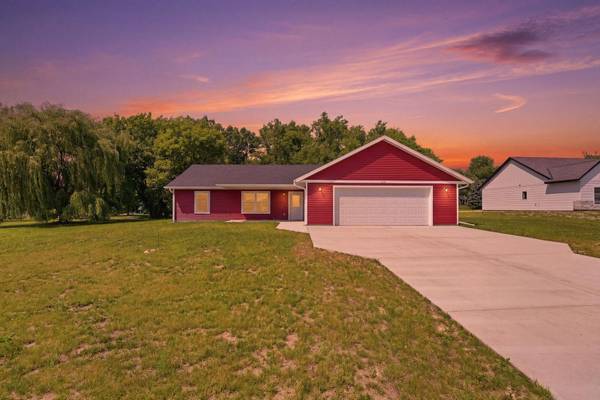 226 Greenview LN, Miltona, MN 56354