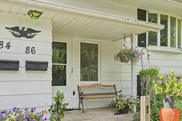 84 Logan AVE W, West Saint Paul, MN 55118