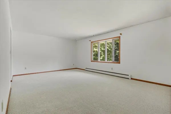 84 Logan AVE W, West Saint Paul, MN 55118