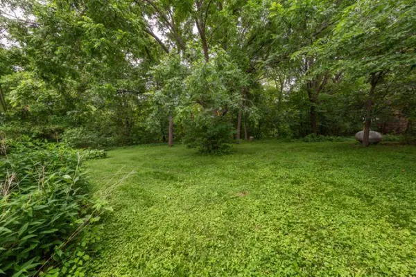 52621 Valley View Circle, Mankato, MN 56003