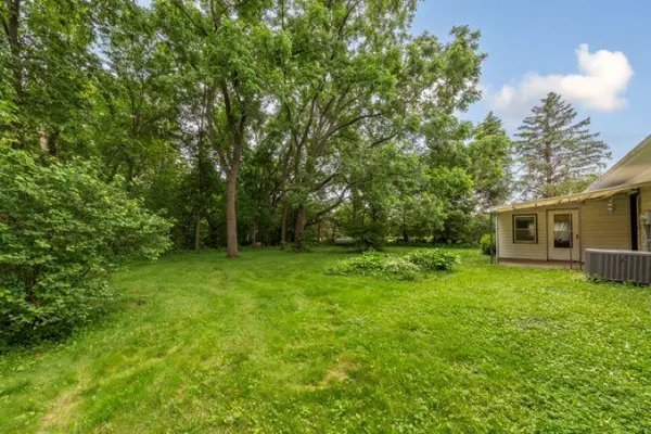 52621 Valley View Circle, Mankato, MN 56003