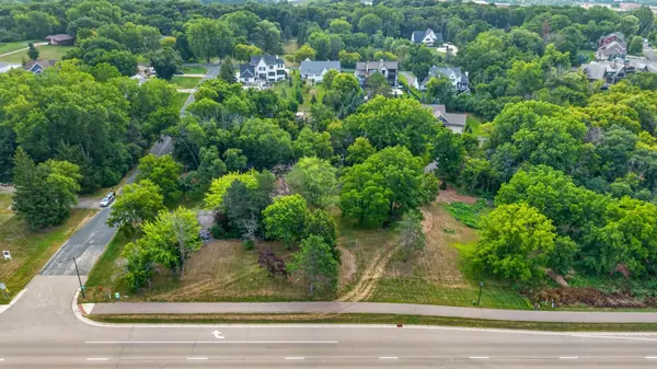 9950 194th ST W, Lakeville, MN 55044
