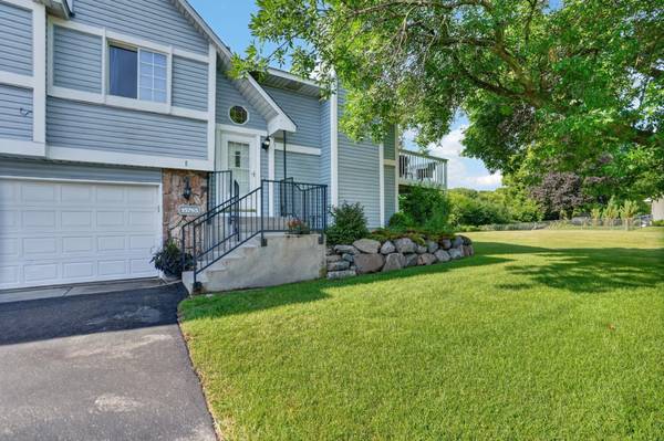 15785 Hannover PATH, Apple Valley, MN 55124