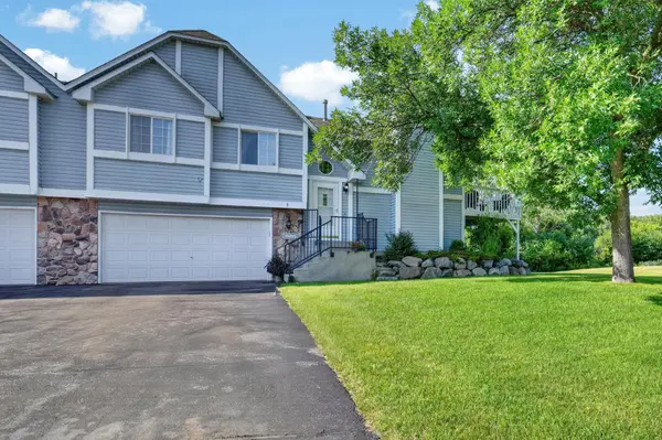 15785 Hannover PATH, Apple Valley, MN 55124