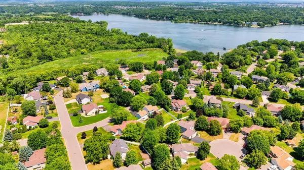 10948 203rd ST W, Lakeville, MN 55044