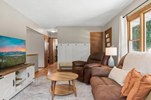 2309 24th ST NW, Rochester, MN 55901