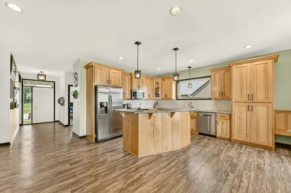 562 15th AVE NE, Byron, MN 55920